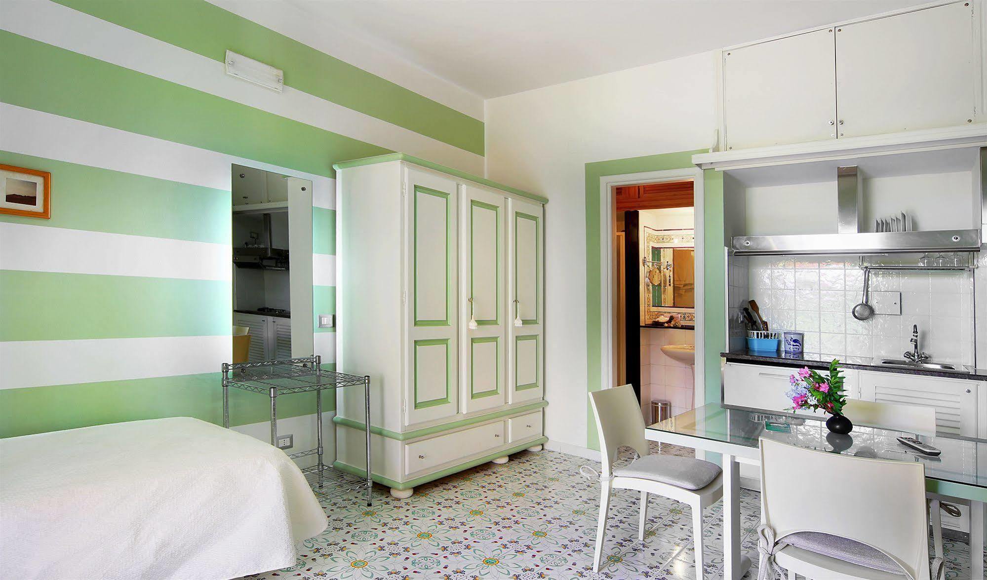 Hotel Residence Mendolita Lipari  Zewnętrze zdjęcie